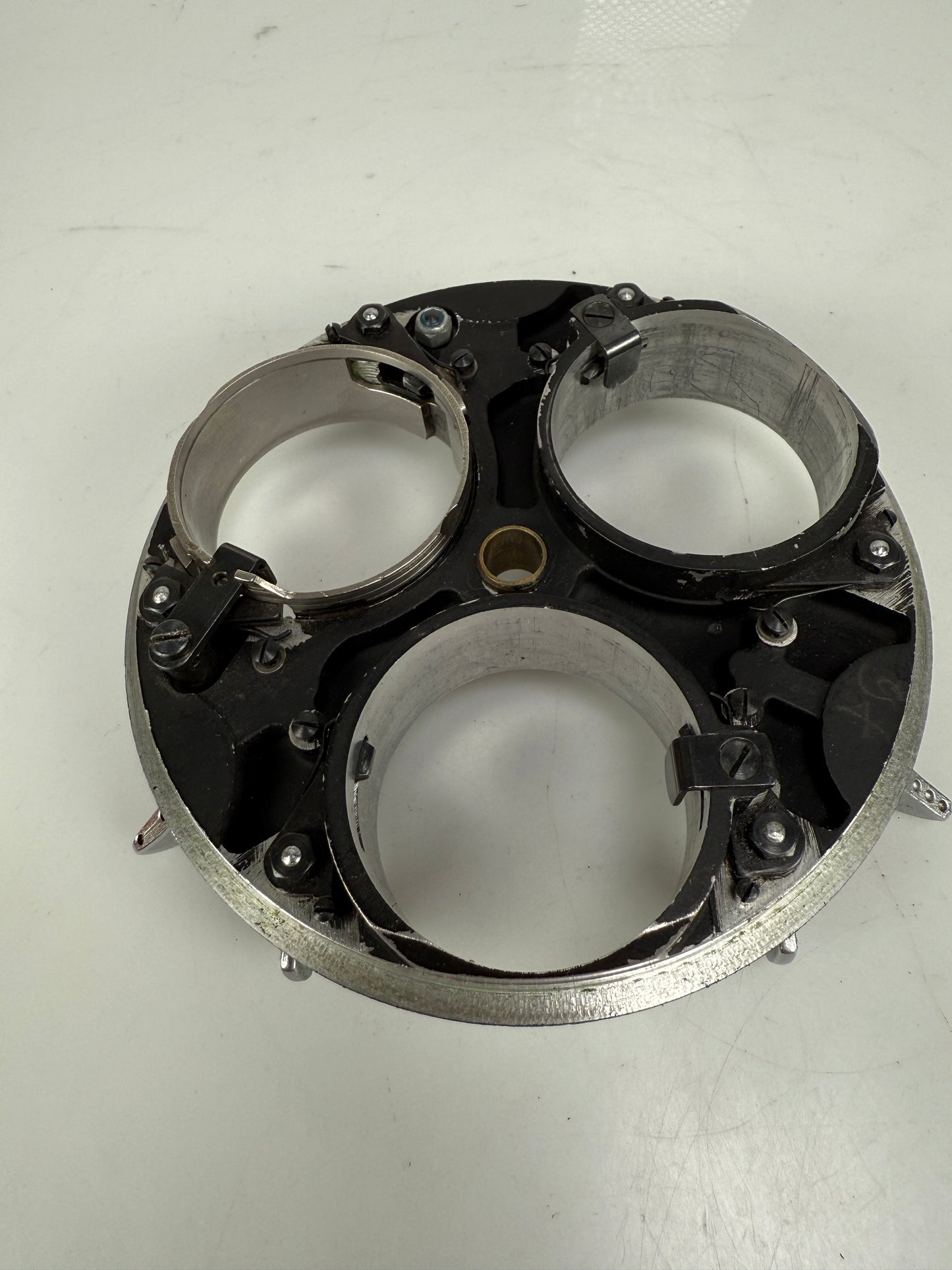 Arri arriflex 16 16mm film camera lens bayonet mount part