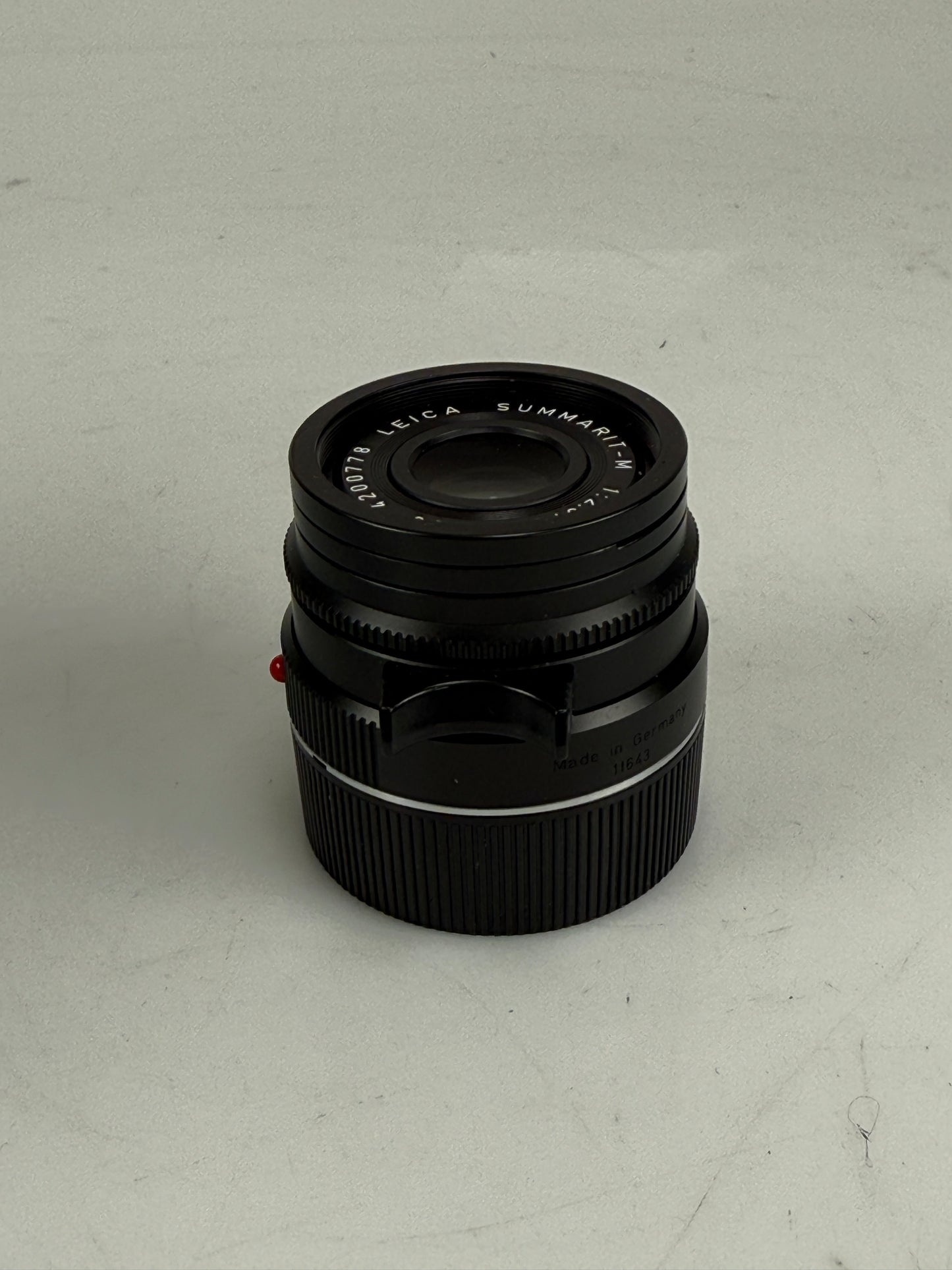 LEICA SUMMARIT-M 35MM f2.5 BLACK 11643 lens 6 bit coded