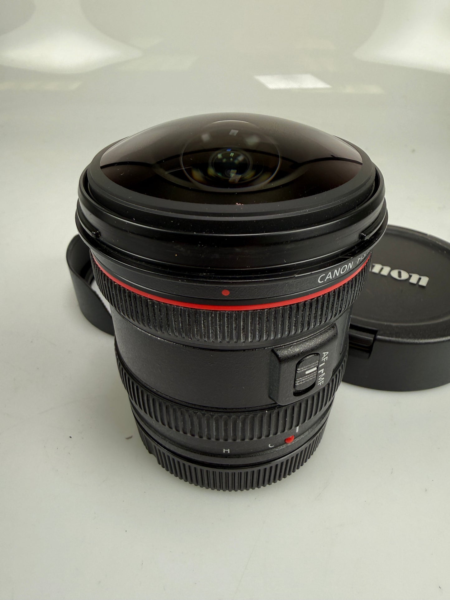 Canon EF 8-15mm f4 Fisheye L USM Lens