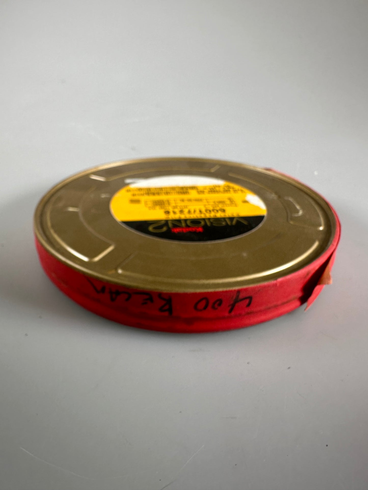 Kodak Motion Picture Film 7218 500T vision 2 16mm 400 FT RECAN