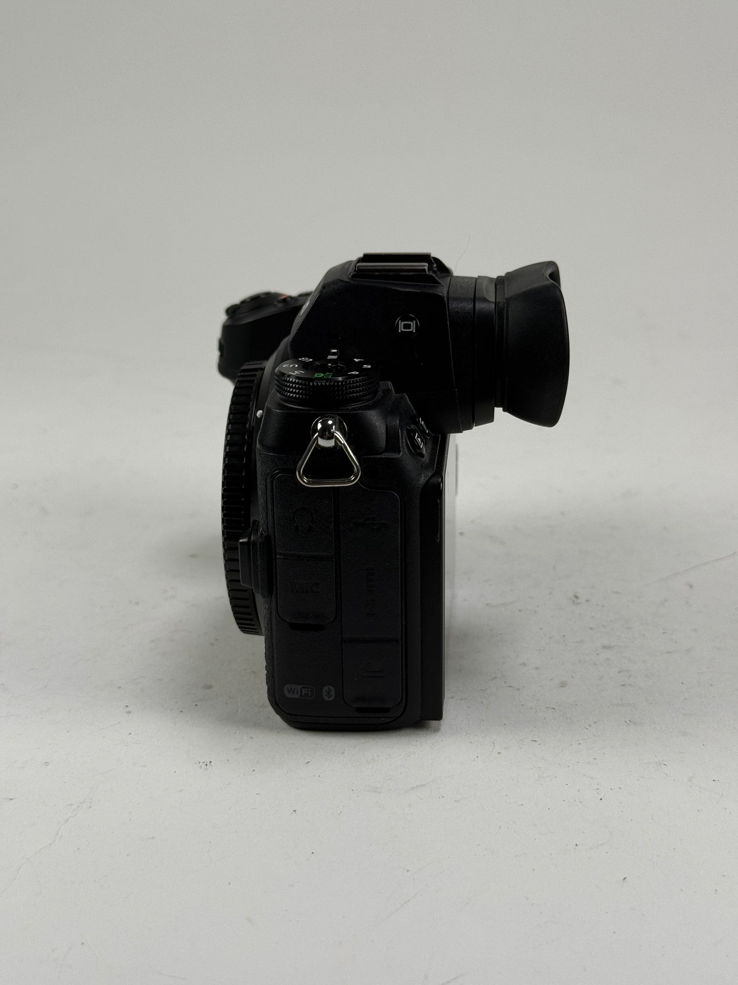 Nikon Z6 II mirrorless digital camera body