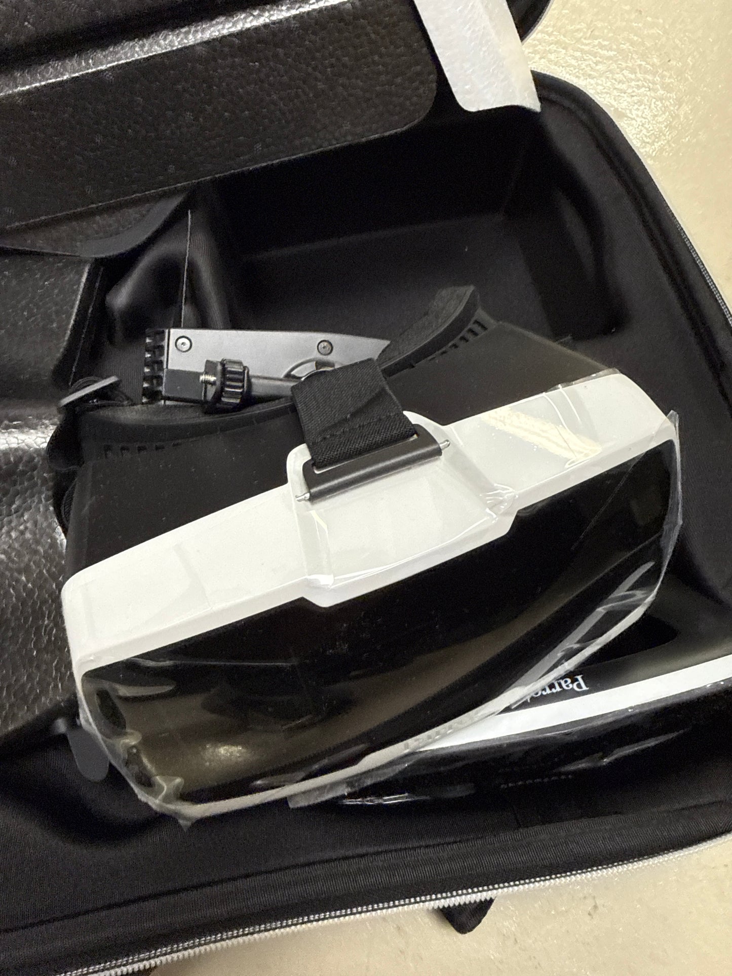 Parrot Disco FPV Fixed-Wing Drone w/ controller and goggles