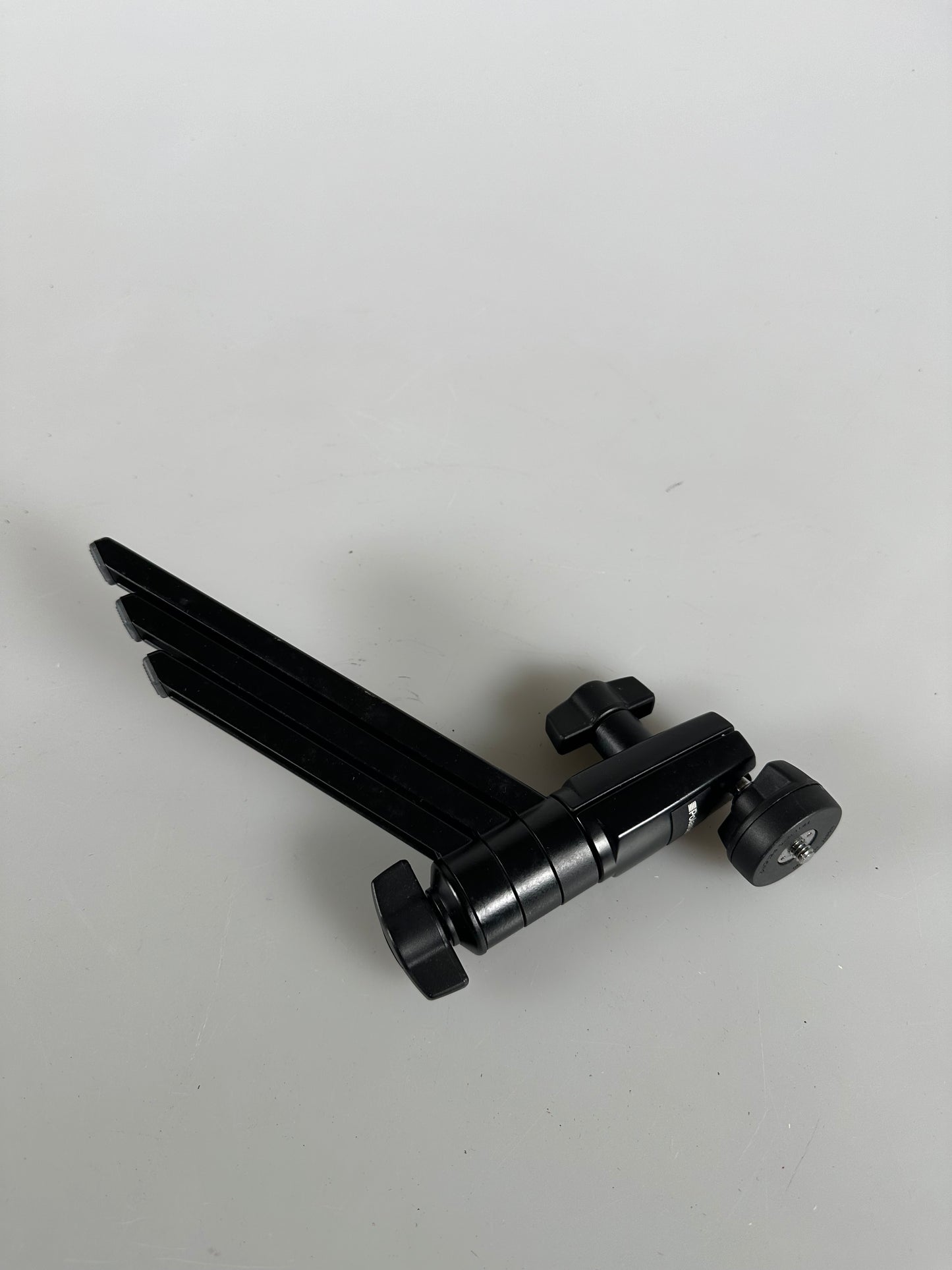 Polaroid TABLE TOP MINI TRIPOD SMALL BALL SOCKET