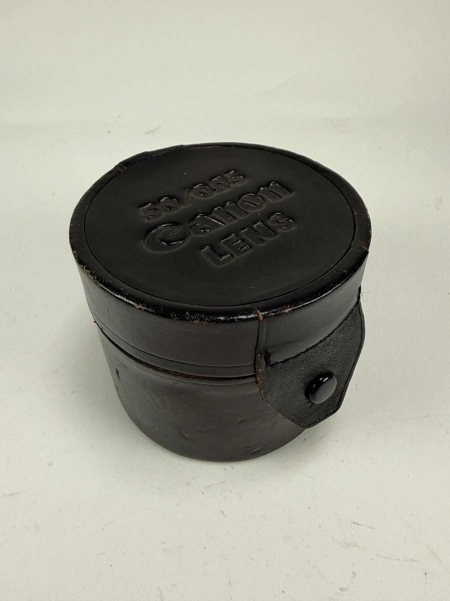 Canon 50mm f0.95 Dream Lens Genuine black leather case