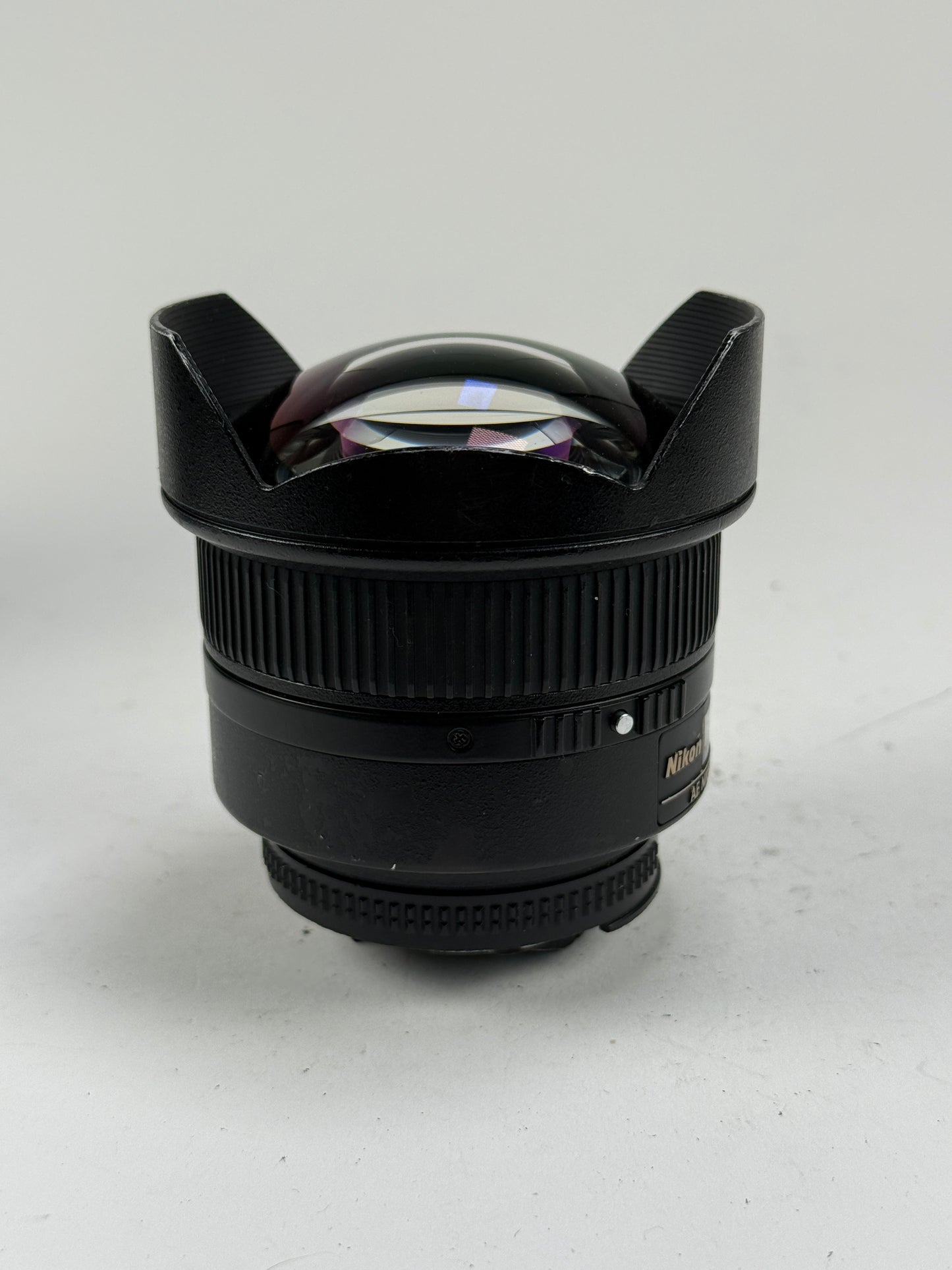 Nikon AF NIKKOR 14mm f2.8 D ED RF Aspherical Wide Angle Lens
