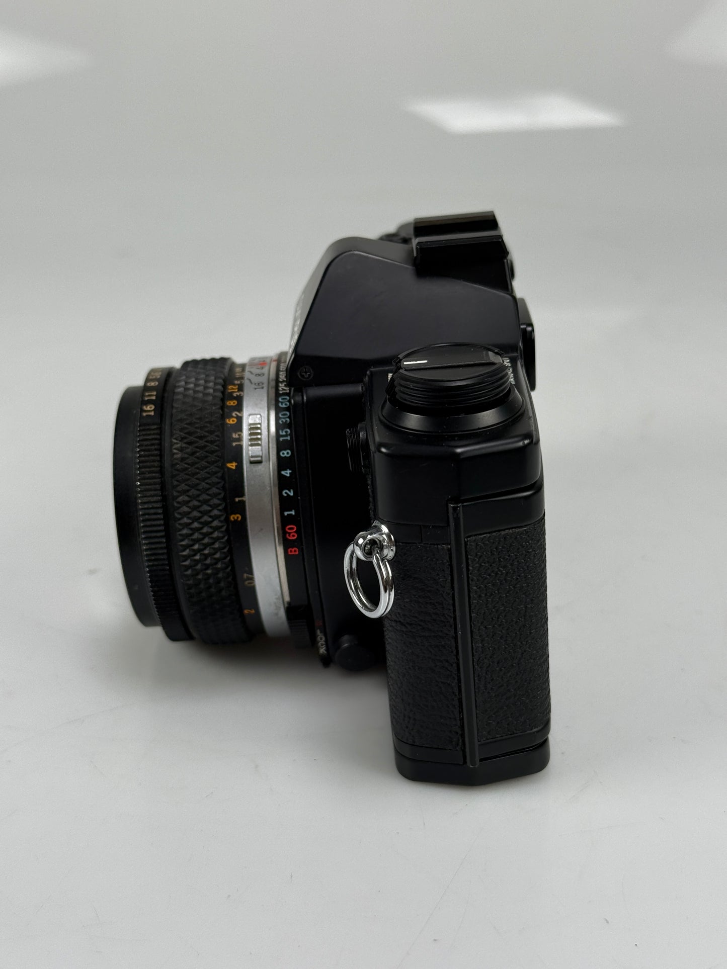 Olympus OM-2S Program 35mm Film Camera w/ 50mm f/1.8 kit