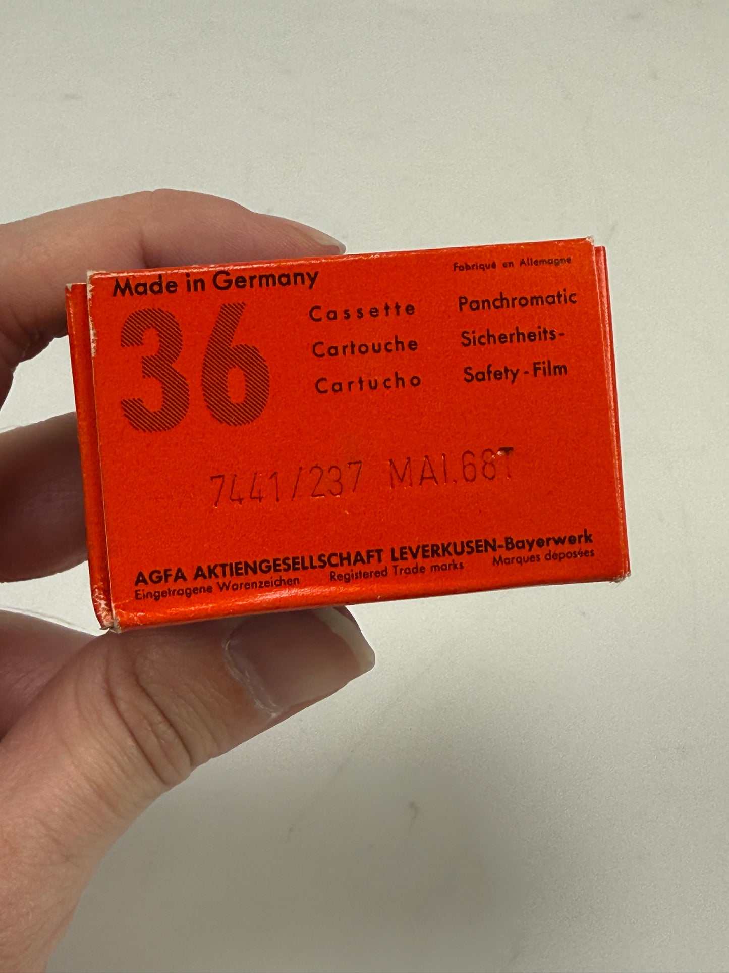 AGFA Isopan Record IR PAT 36 135-36 Panchromatic B&W Film (metal canister)