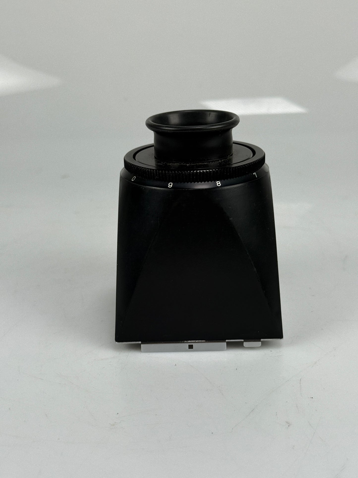 Rollei SL66 Loupe Magnifier Chimney Finder
