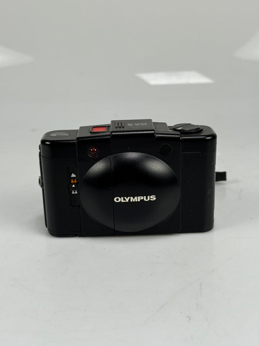 Olympus XA2 35mm Rangefinder Camera 35mm f3.5