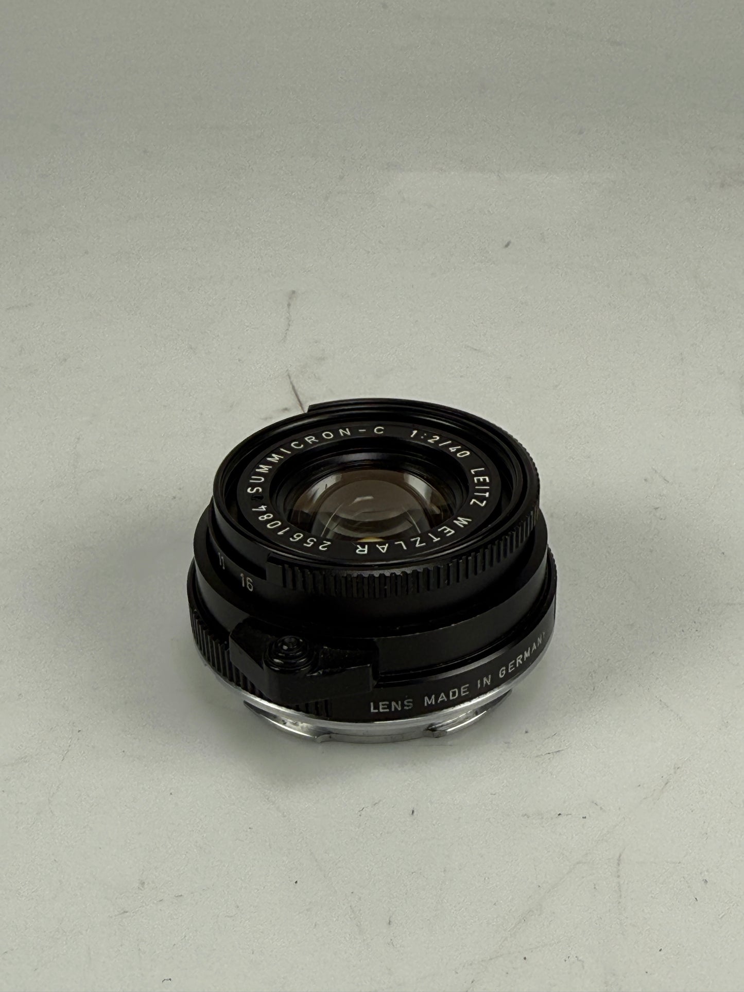 Leica LEITZ WETZLAR SUMMICRON - C 40mm f2 M Mount