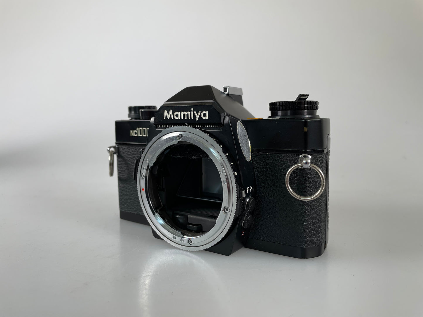 Mamiya NC1000 35mm Mamiya CS Mount 35mm SLR Film Camera Body