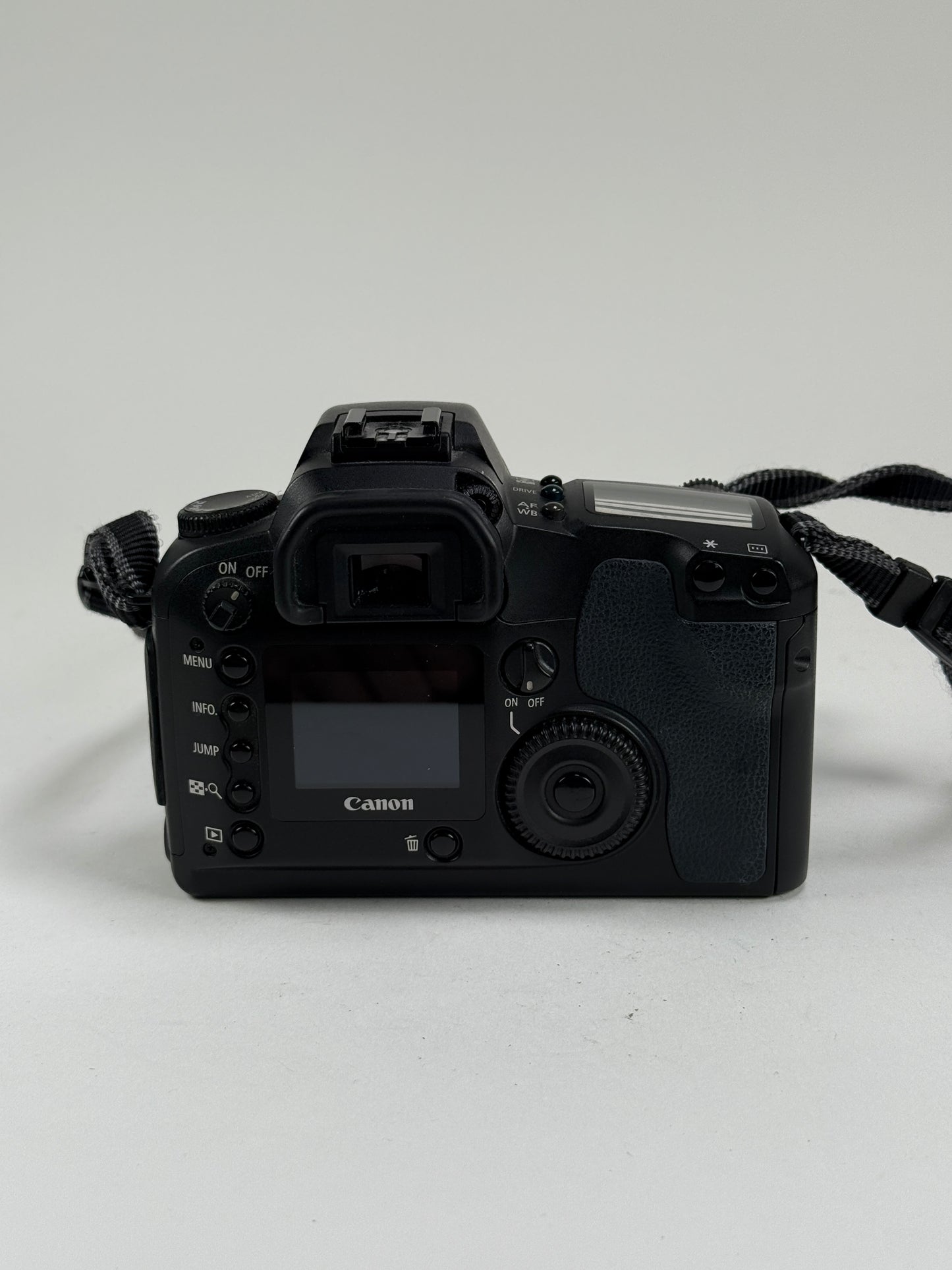 Canon EOS D30 3.1 MP Digital SLR Camera Body