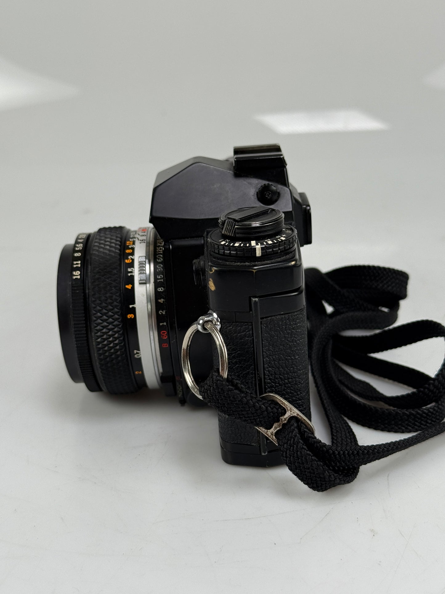 Olympus OM-4 black 35mm SLR Camera Kit with 50mm f1.8 Lens