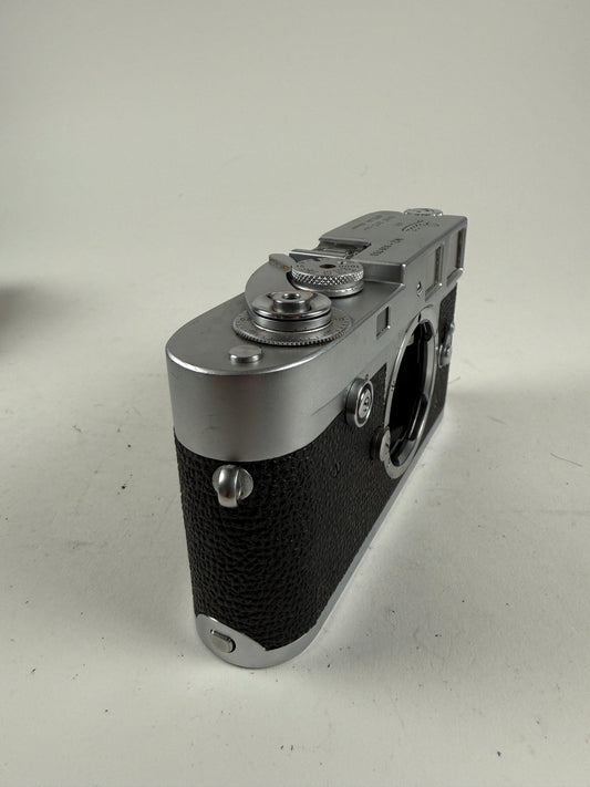 Leica M2 button rewind Chrome 35mm rangefinder film camera body