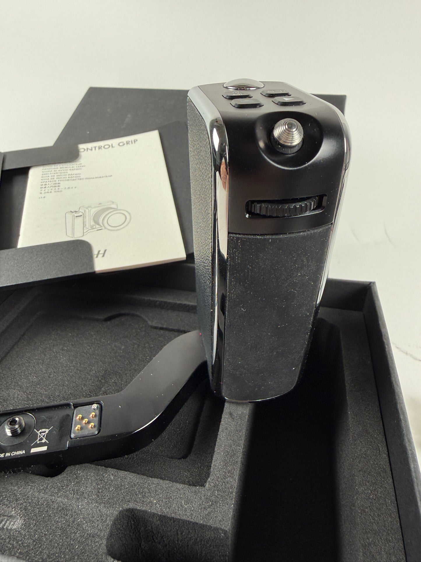 Hasselblad 907X CG Control Grip For X1D X1D II