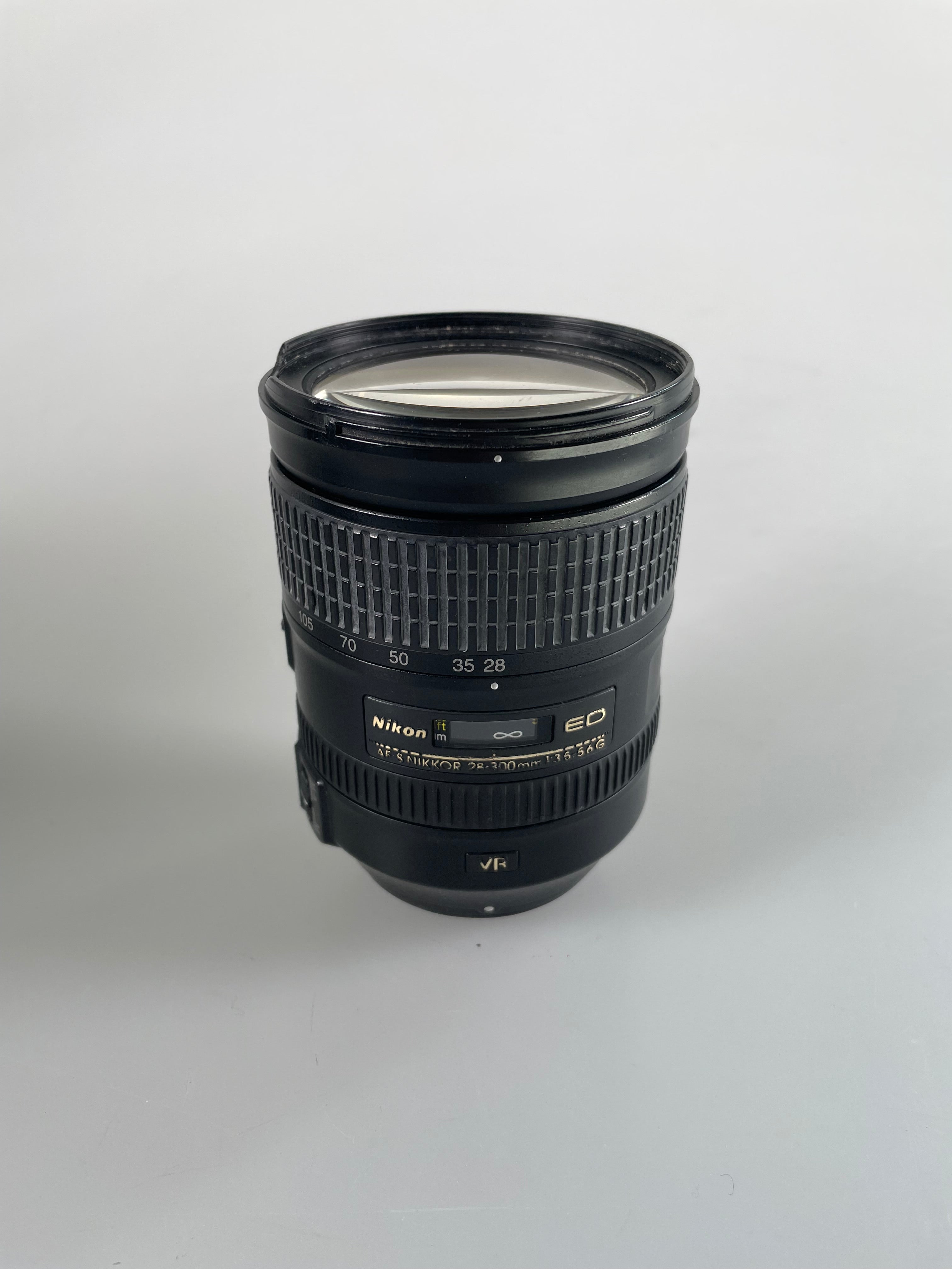 Nikon Nikkor AF-S 28-300mm f3.5-5.6 G VR ED IF Lens AFS