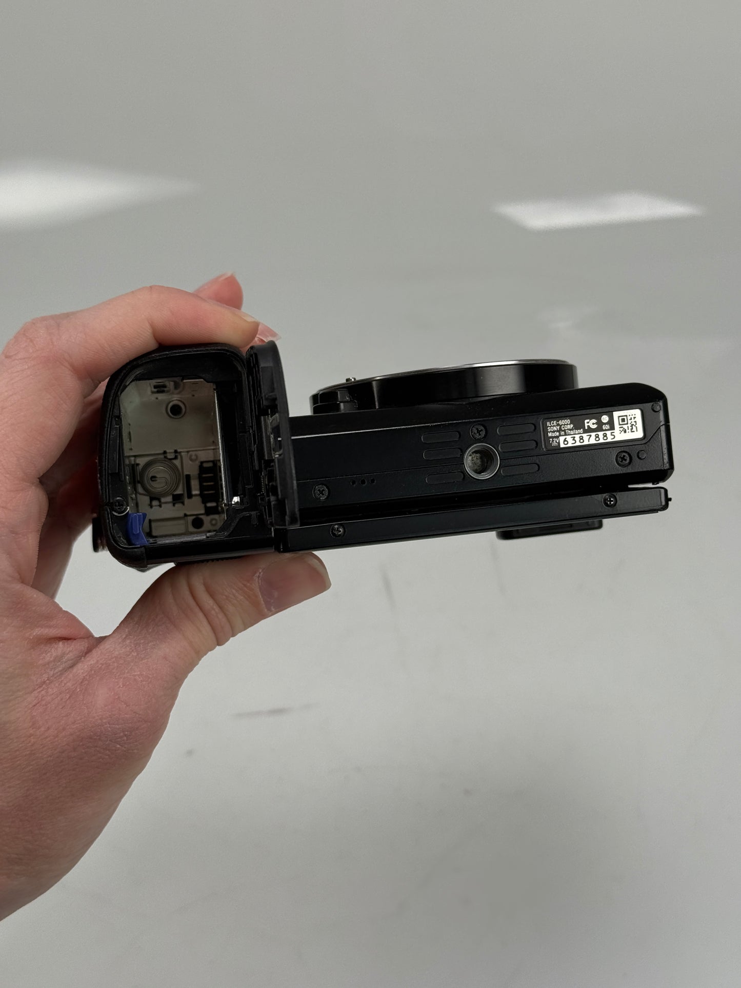 Sony A6000 24.3MP Mirrorless Digital Camera Black ILCE-6000