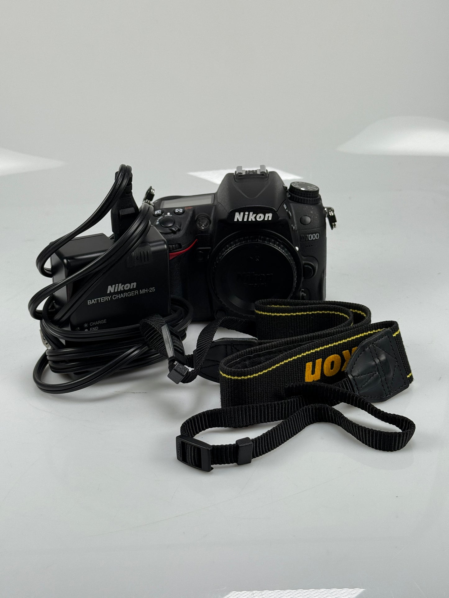 Nikon D7000 Digital SLR Camera Body black
