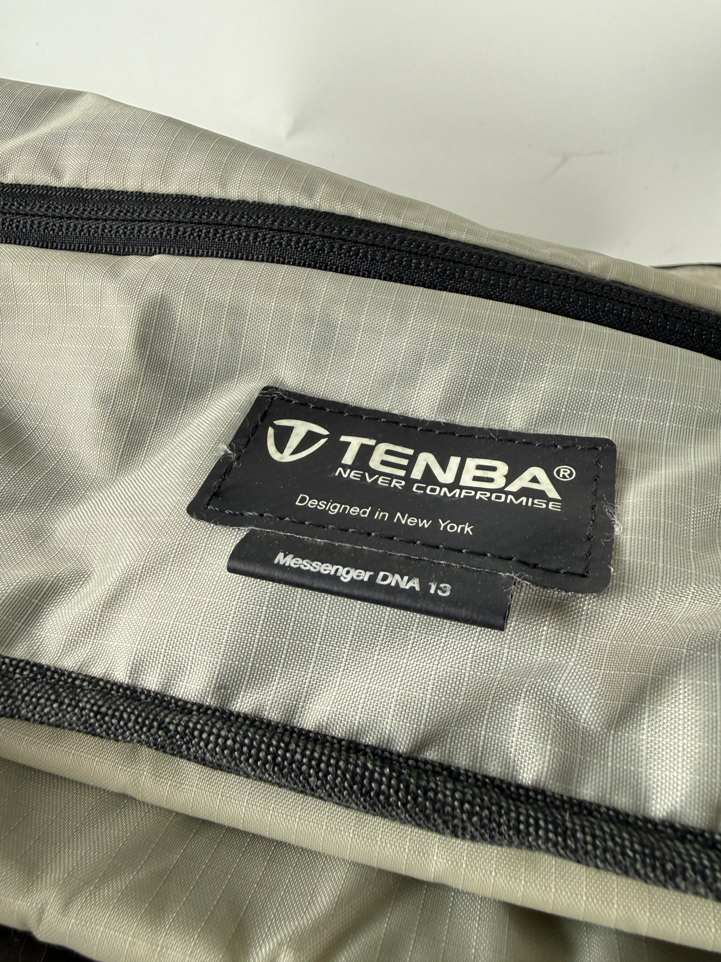 Tenba Messenger DNA 13 Camera Bag - Graphite