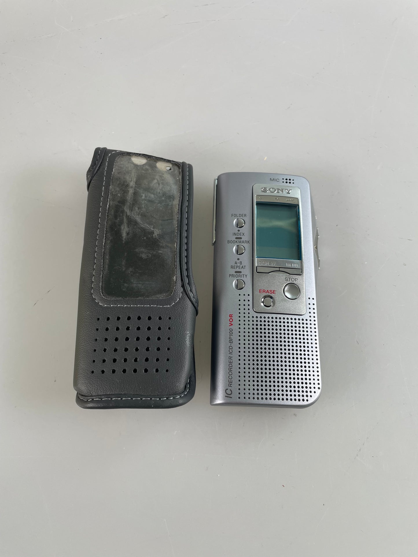 Sony ICD-BP100 8MB 2.5 Hours Handheld Digital Voice Recorder