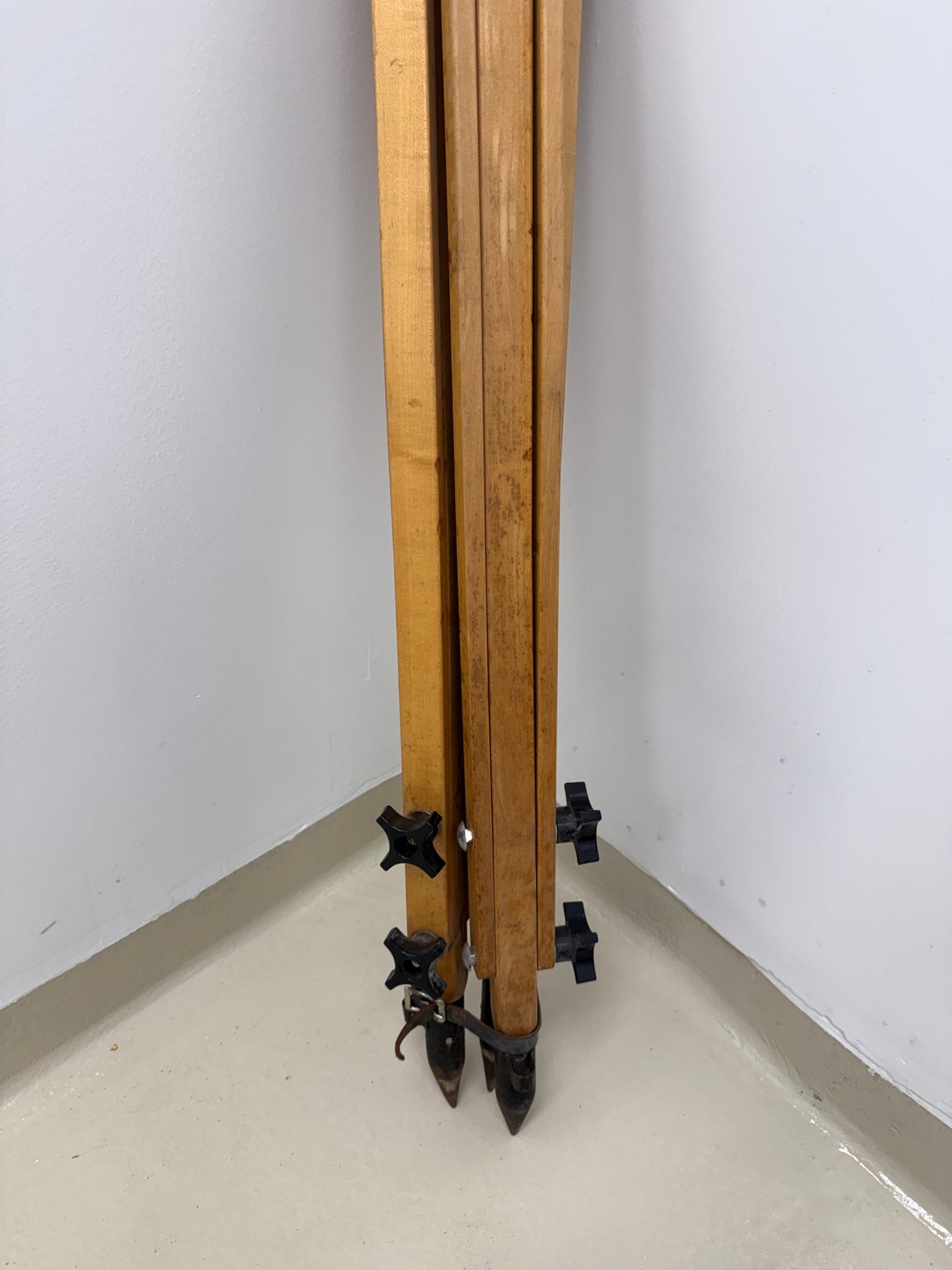Zone VI Vintage Heavy Duty Wooden Tripod for large format camera