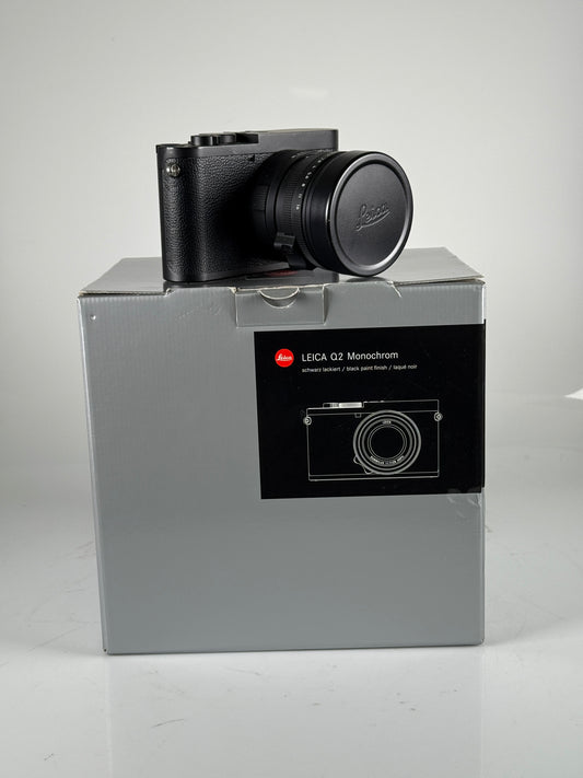 Leica Q2M Q2 Monochrom Digital Camera - Black 19055 with original box
