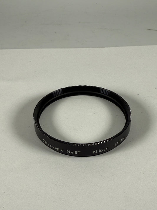Genuine Nikon Close-up Attachment Lens No. 5T 62mm screw-in