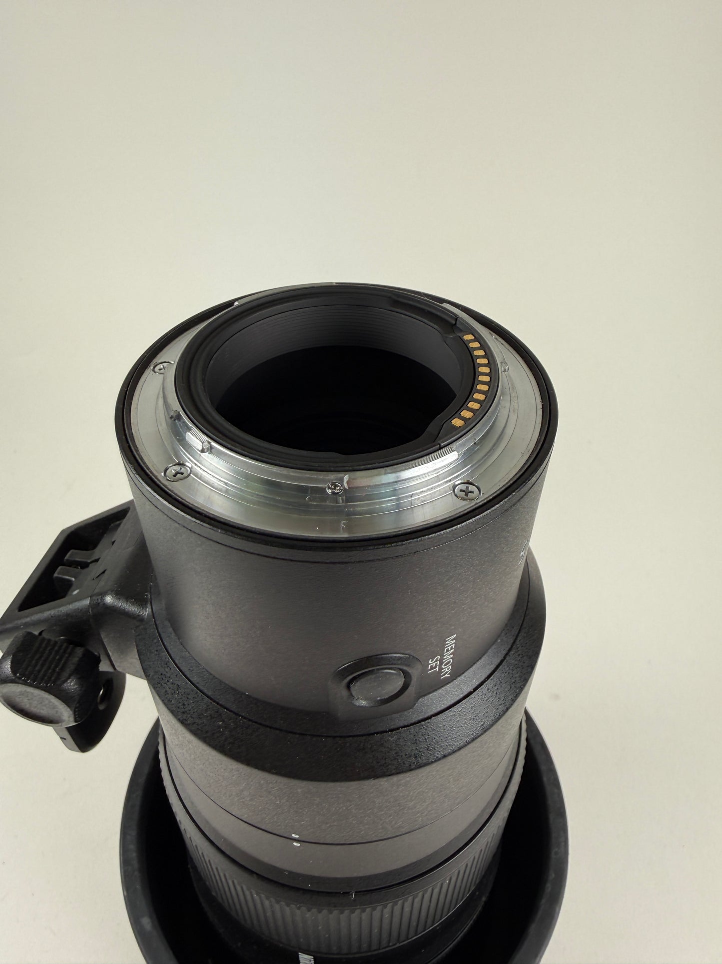 Nikon Nikkor Z 400mm f4.5 VR S Lens with lens hood