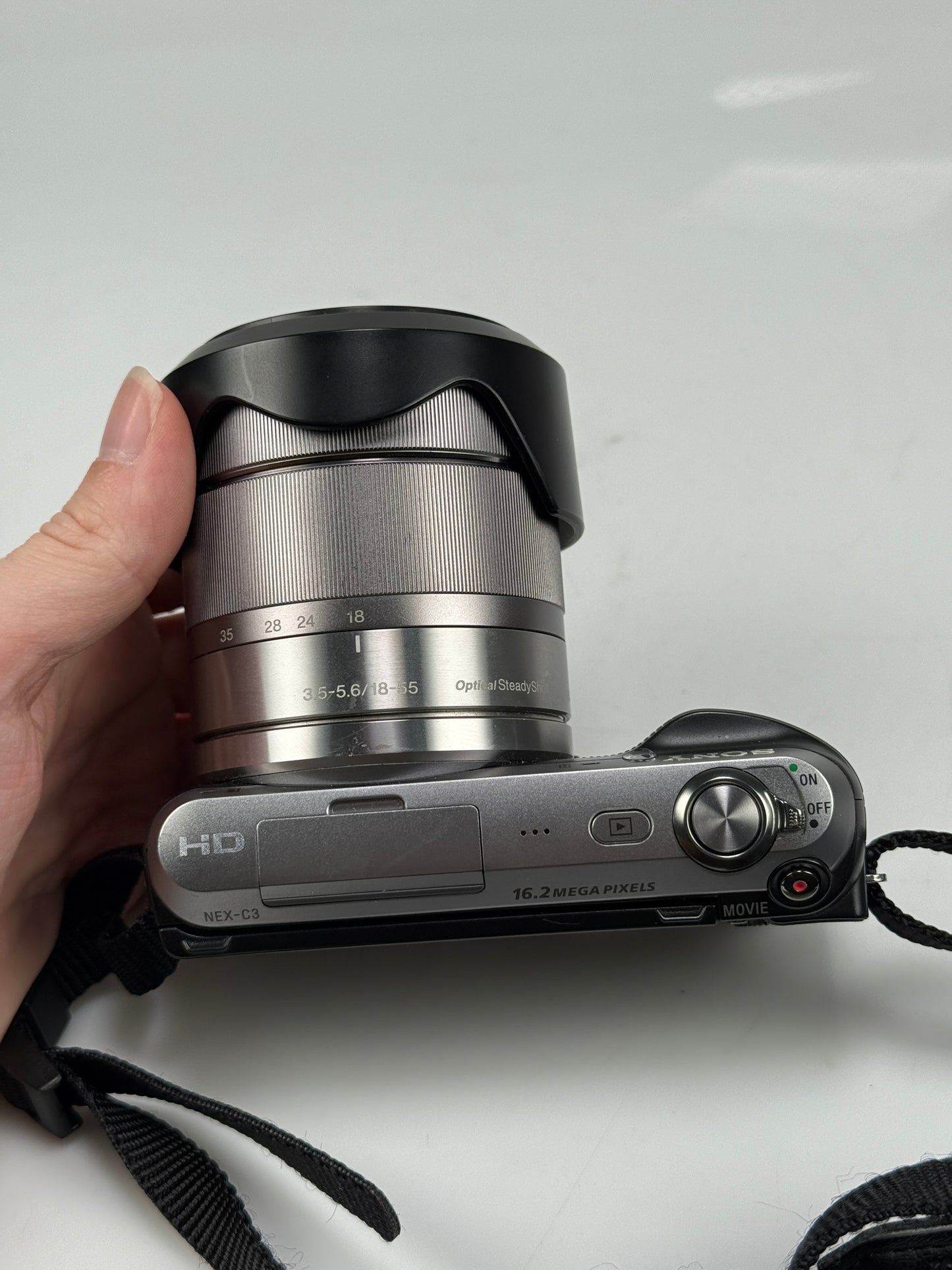 Sony Alpha NEX-C3 16.2 MP Mirrorless Digital Camera silver with 18-55mm lens kit