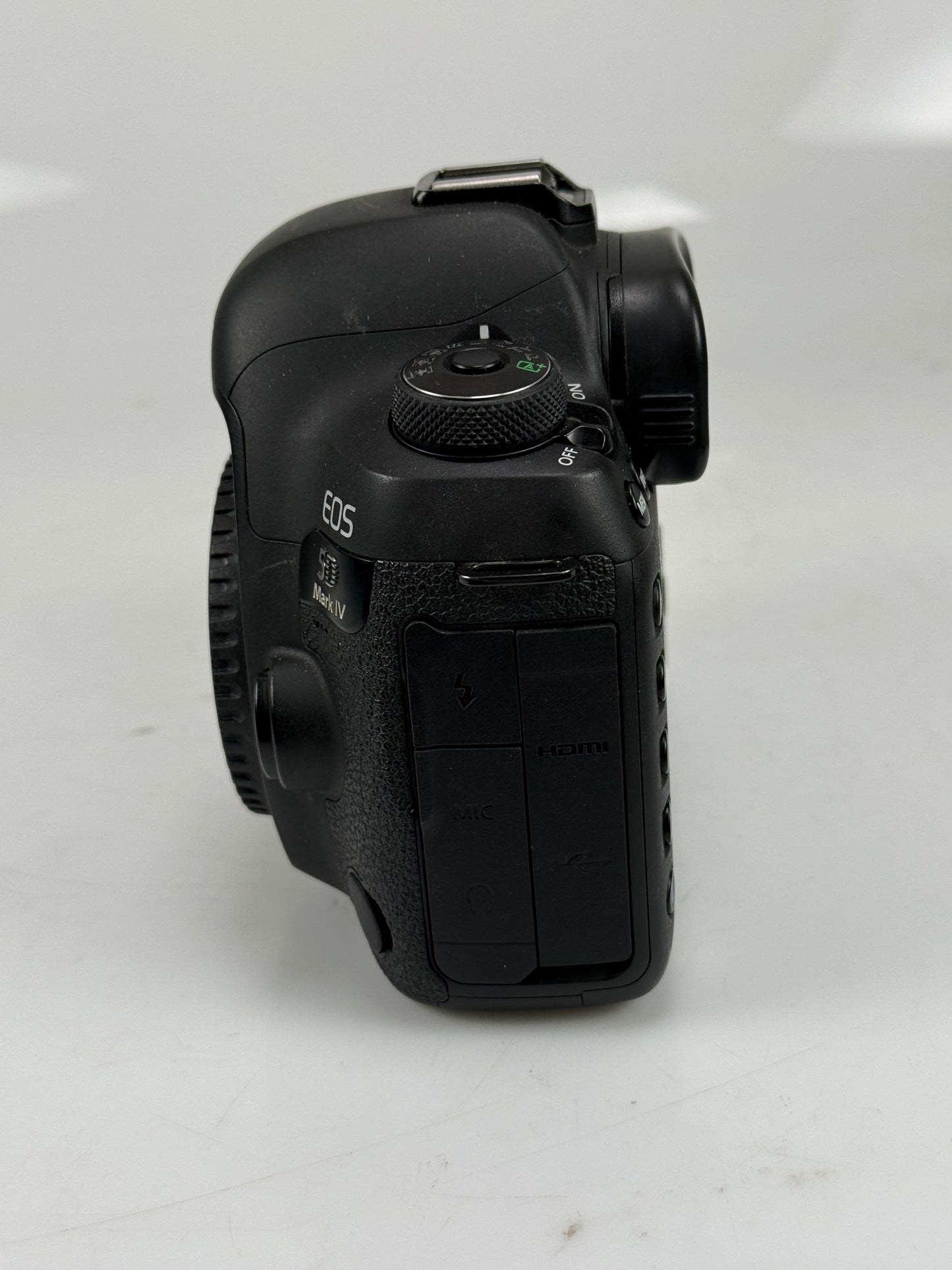 Canon EOS 5D Mark IV 30.4MP Digital SLR Camera Body