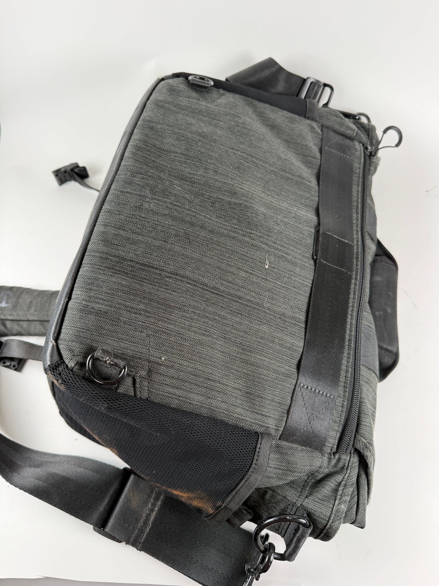 Tenba Messenger DNA 13 Camera Bag - Graphite