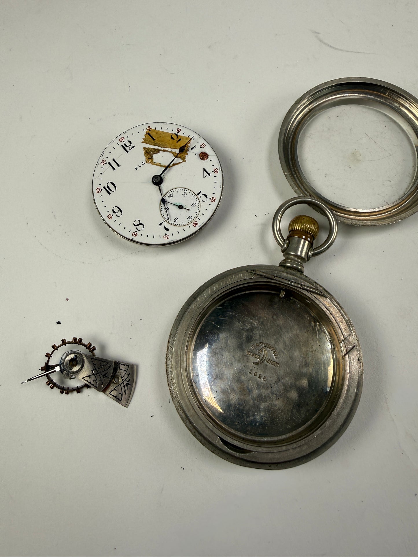 Elgin 1928 pocket watch 15J 15 jewels open face