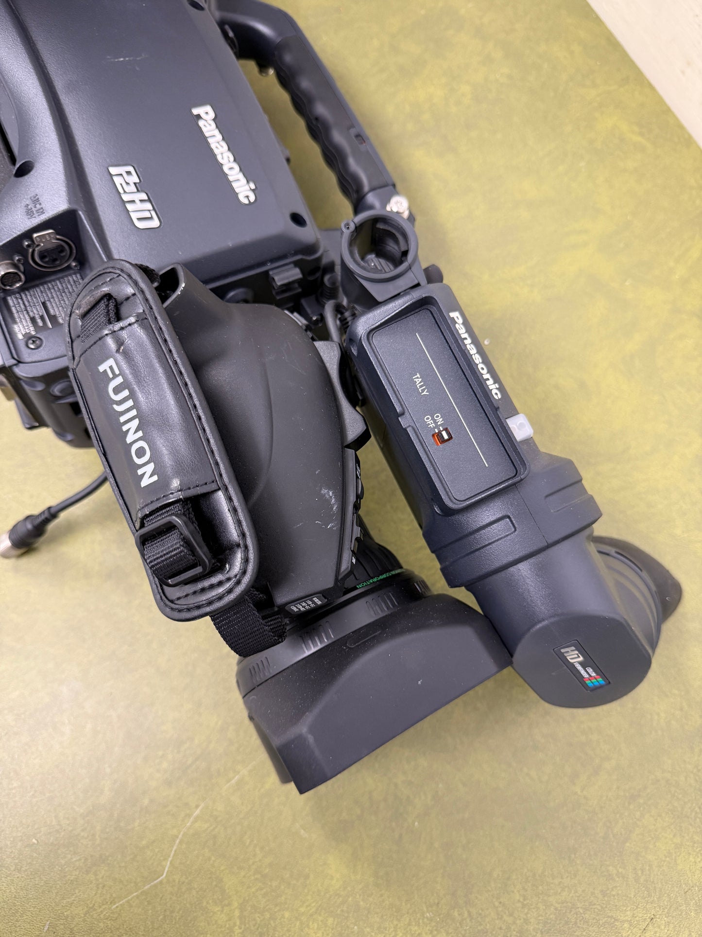 Panasonic AG-HPX370P P2 Camcorder with Fujinon T17X4.5BRM-L14 f1.6/5-77mm Lens