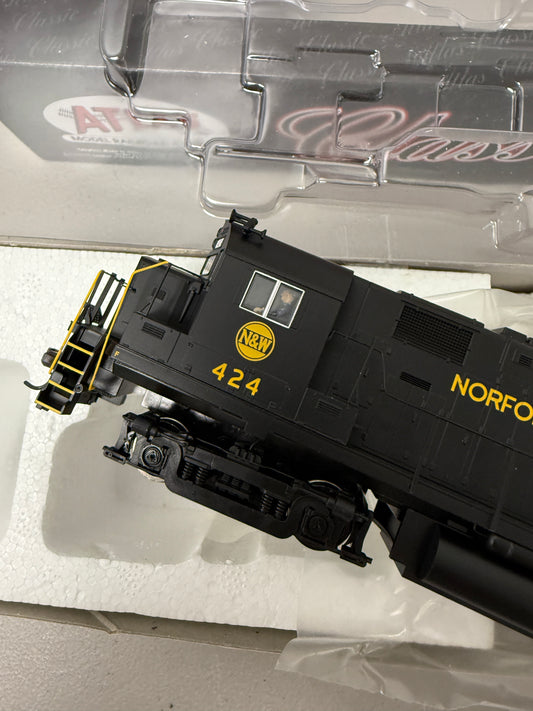 Atlas Classic 10000 691 HO C-424 phase 2 Norfolk Western - 424 Locomotive