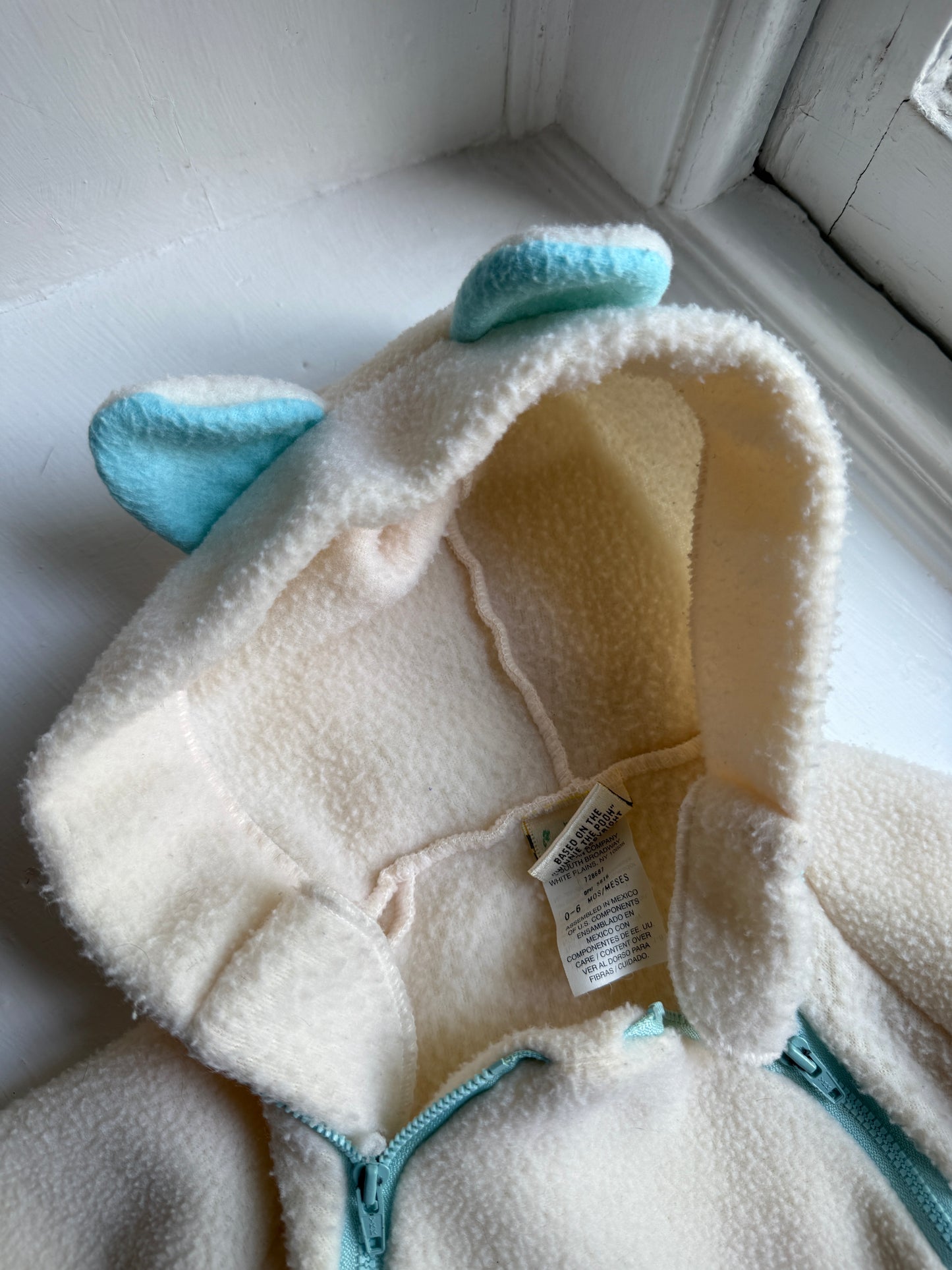 Vintage 90s Winnie the Pooh Winter Fleece lot new born, medium, 0-6 months