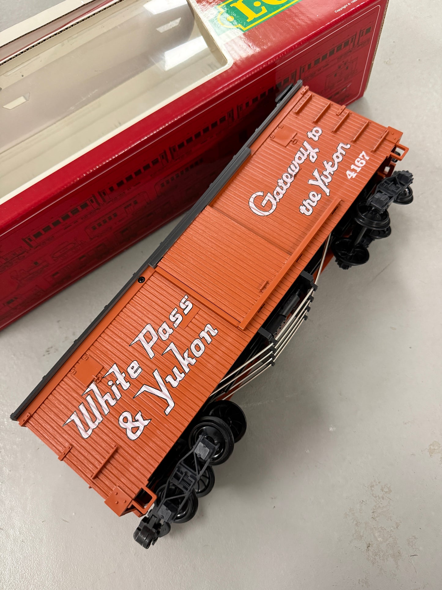 LGB 4167 White Pass & Yukon Wood Box Car Orange