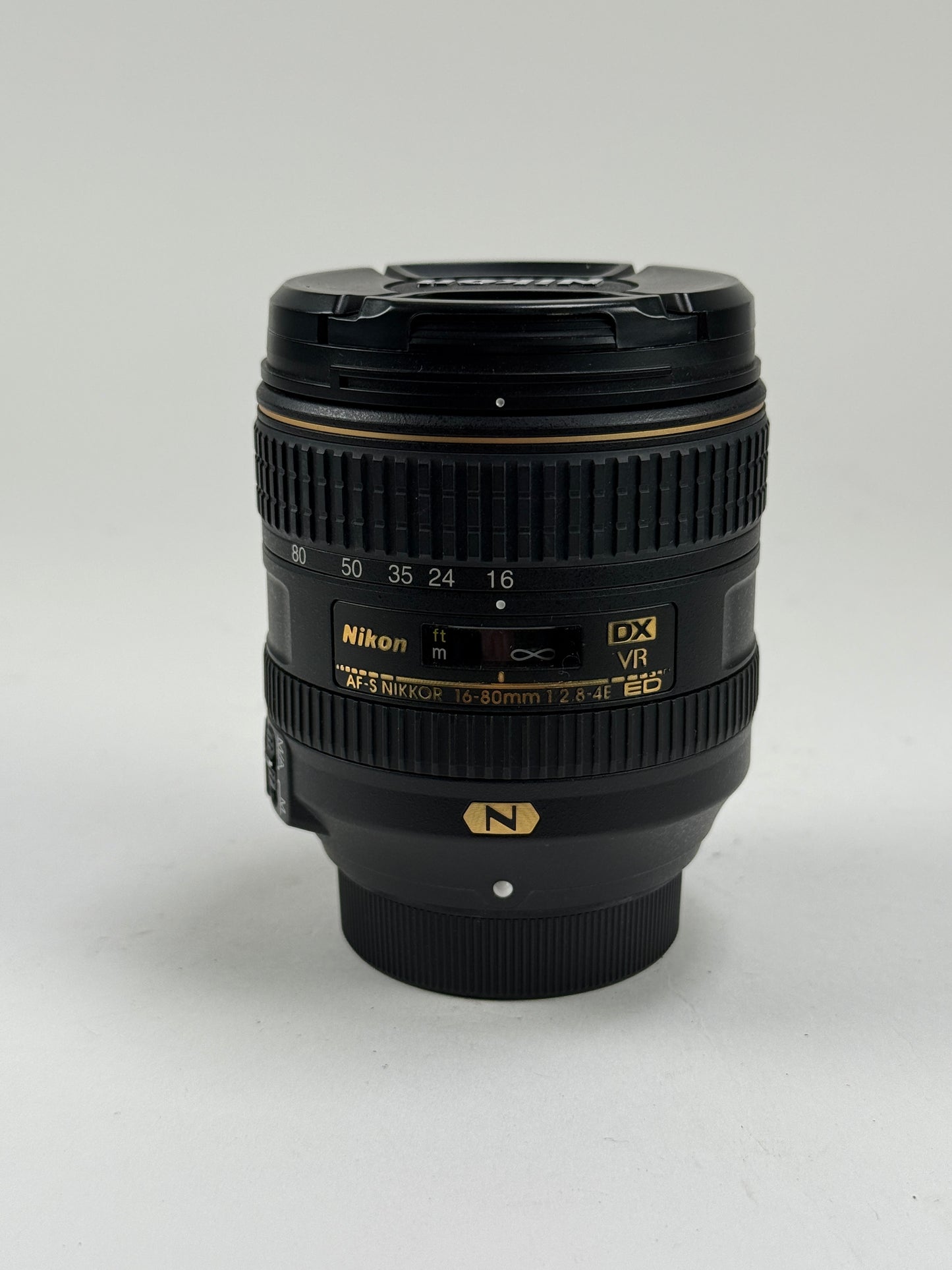 Nikon AF-S DX NIKKOR 16-80mm F2.8-4E ED VR (APS-C / F mount)