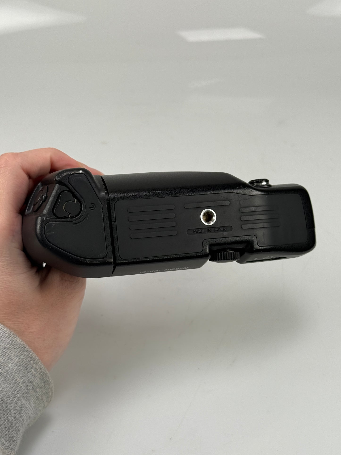 Nikon MB-21 High Speed Battery Pack Grip For F4 F4s with MS-21