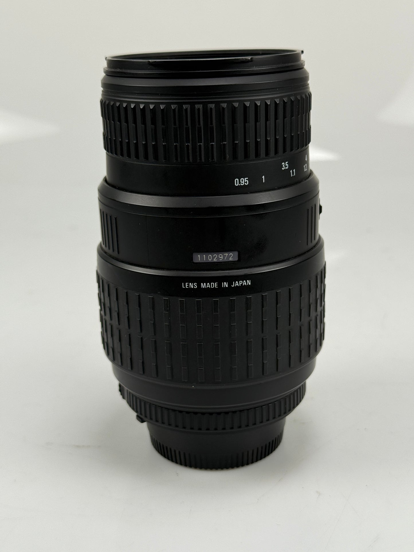 Sigma AF 70-300mm f4-5.6 DL Macro Super Nikon AF Lens