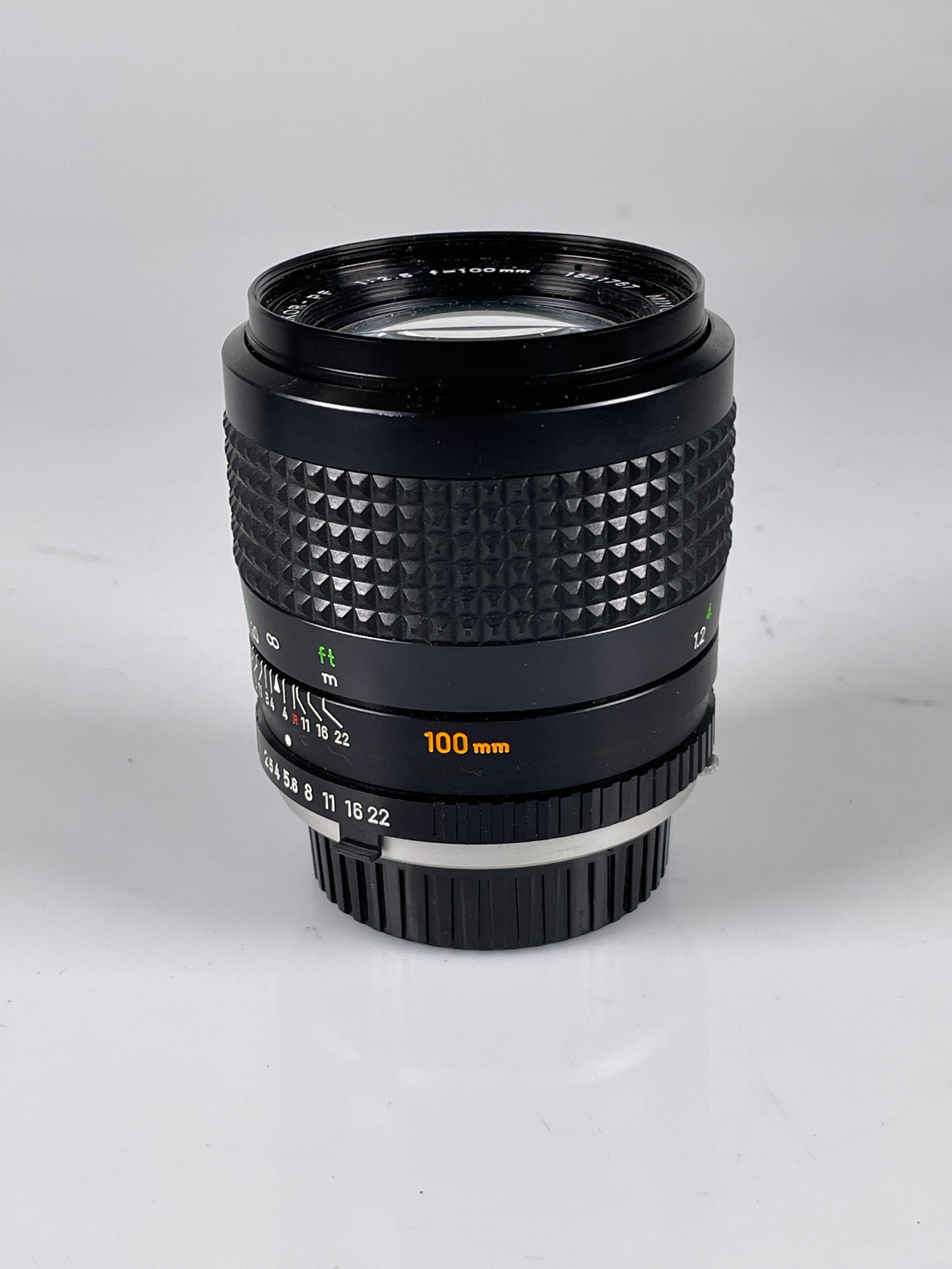 Minolta MC Tele Rokkor-PF 100mm f2.5 Telephoto MF Lens