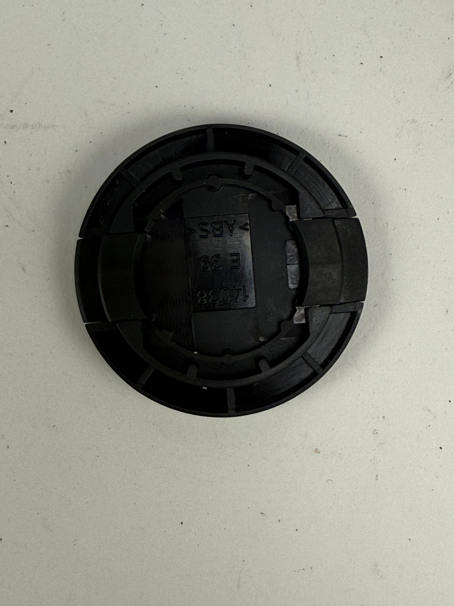 Leica 39mm Front Lens Cap, Black Plastic , 14038, Snap-On