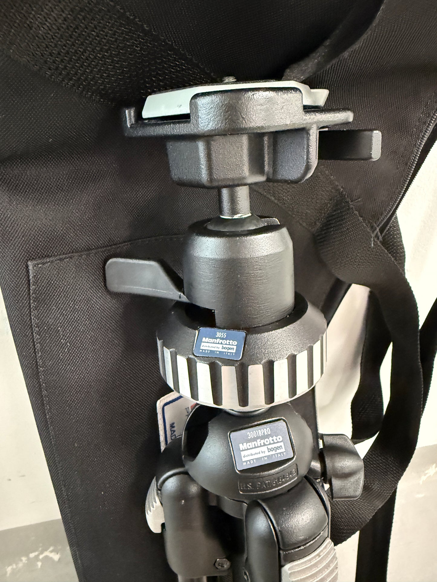 Manfrotto 3001BPRO Tripod w/ 3055 Head Bogen Black Made In Italy