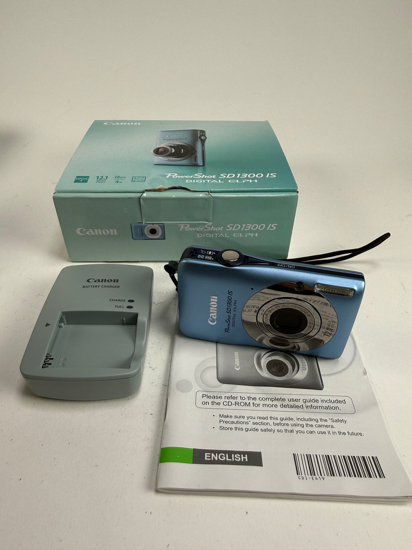 Canon PowerShot SD1300 IS Digital ELPH 12.1 MP Blue