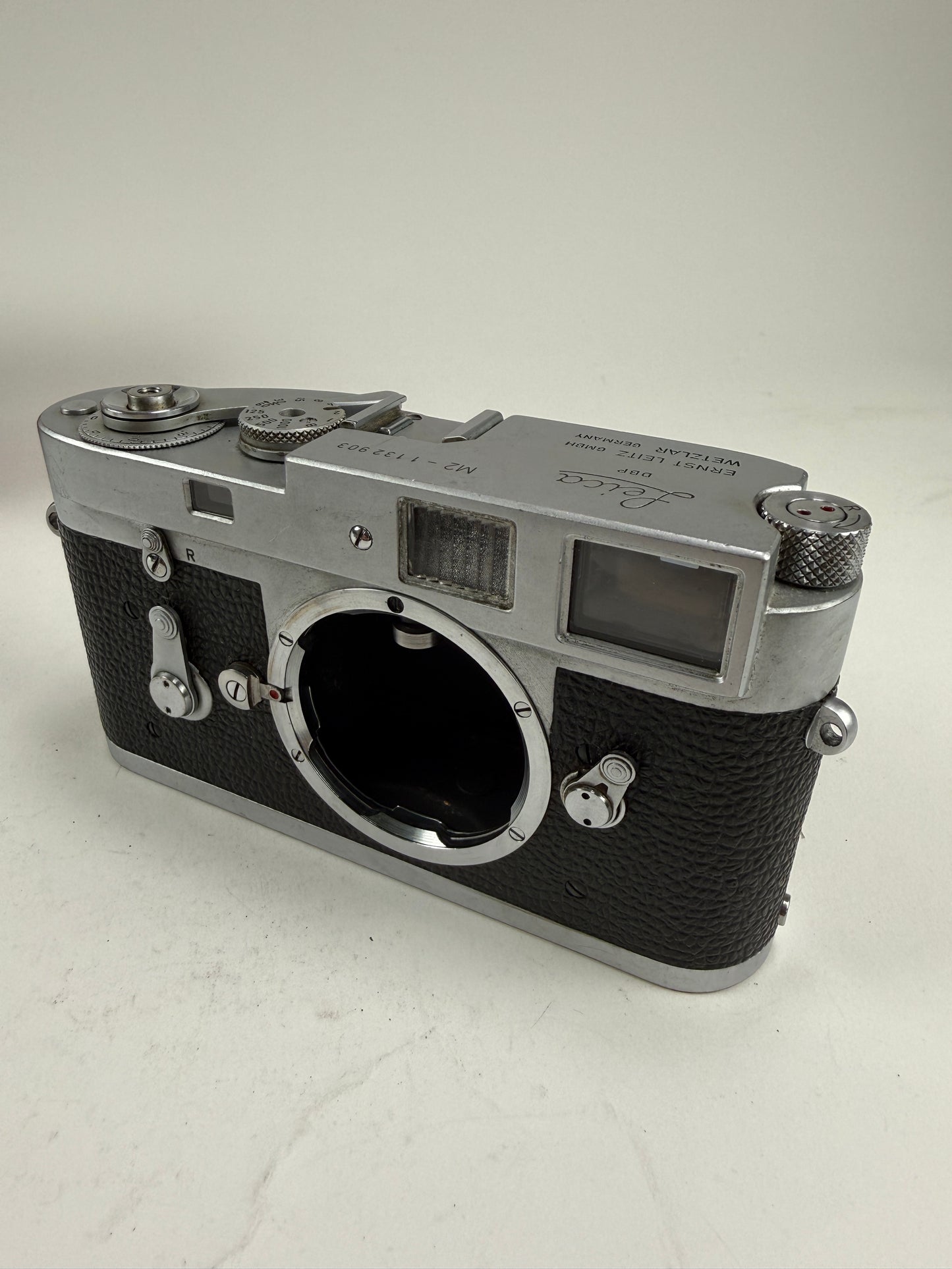 Leica M2 35mm rangefinder film camera body chrome LATE self timer 1132XXX