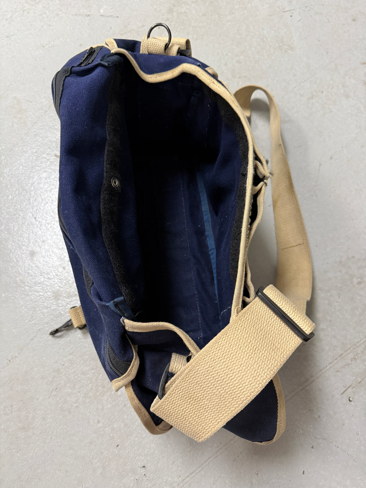 DOMKE CAMERA SHOULDER BAG IN Blue - Heinz Kluetmeier