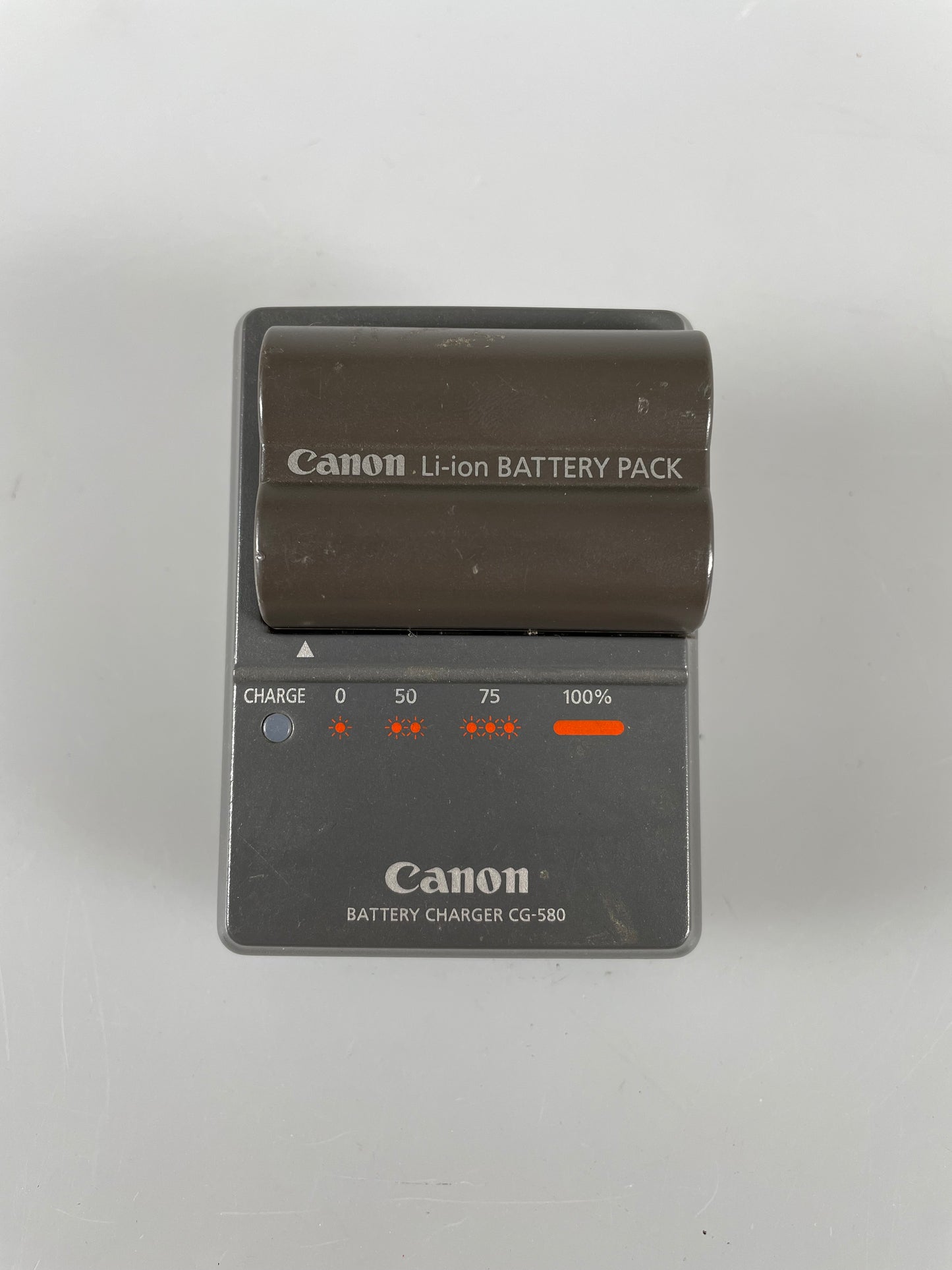 Genuine Canon CG-580 Charger + BP-511A Battery EOS 5D 50D 40D 30D