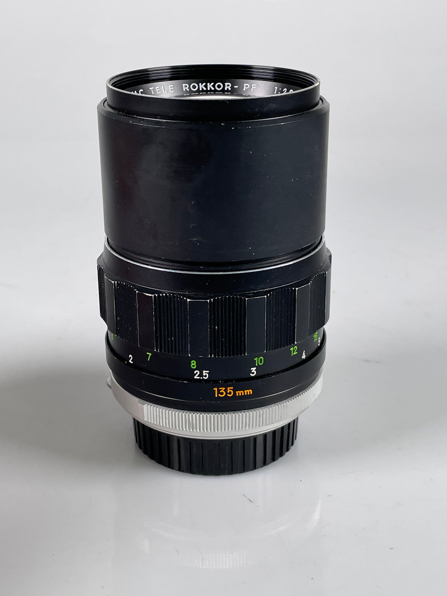 Minolta MC Tele Rokkor PF 135mm f2.8 MD Lens