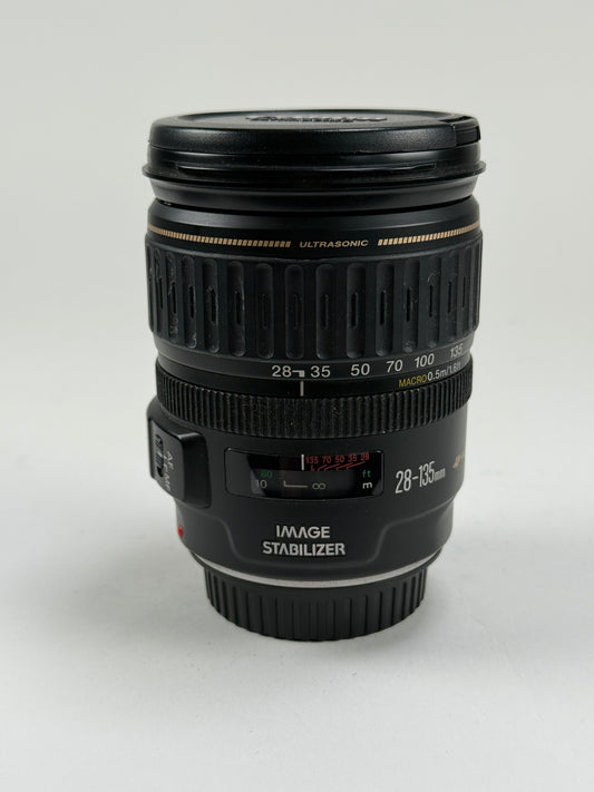Canon EF 28-135mm f3.5-5.6 IS USM lens