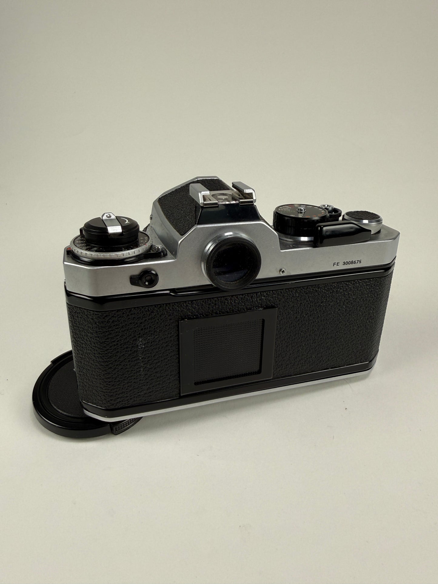 Nikon FE Chrome 35mm SLR Film Camera Body w/ 50mm f1.8 ai