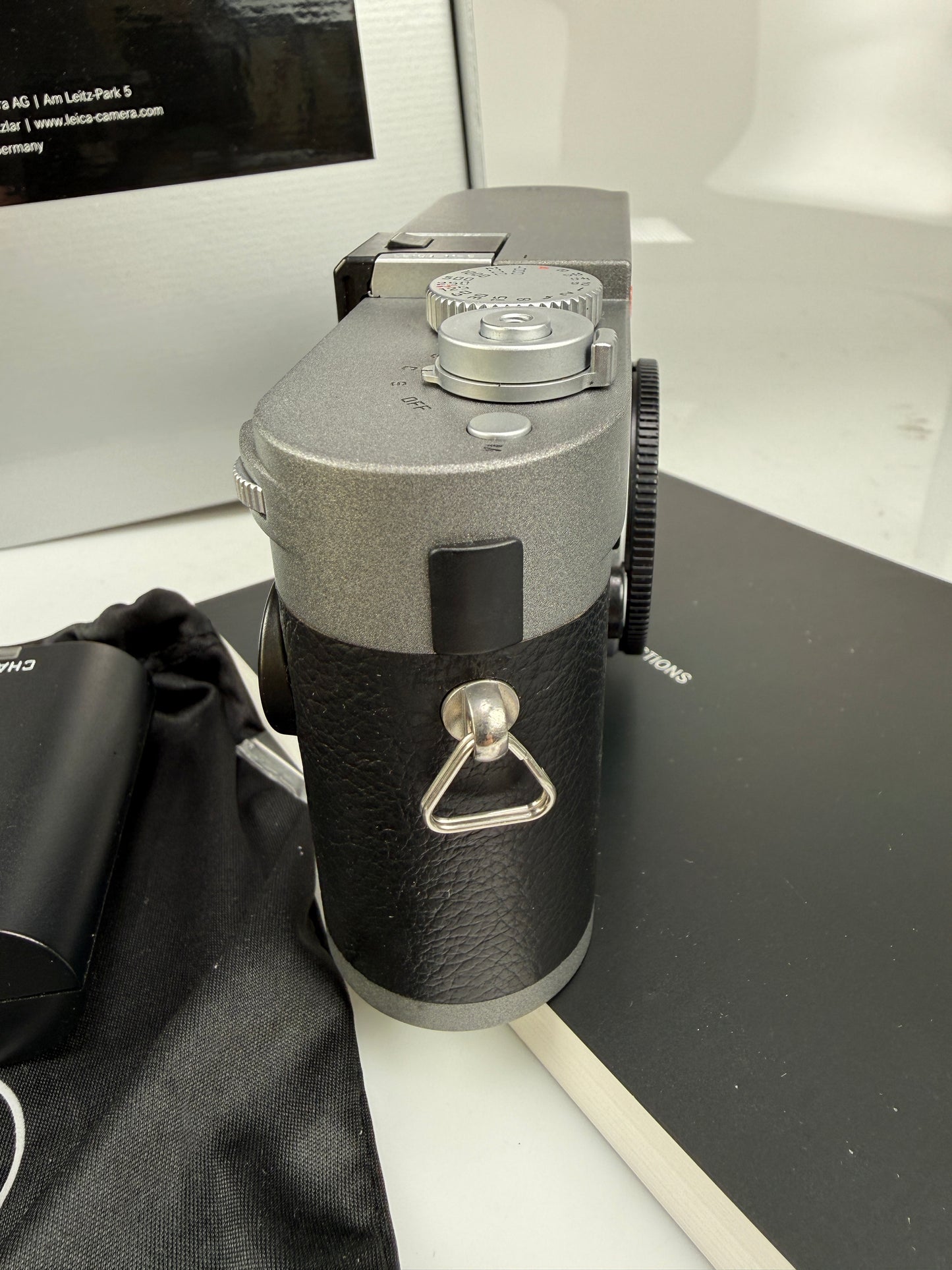 Leica M-E (Typ 240) 24MP Digital Rangefinder Camera Anthracite RARE